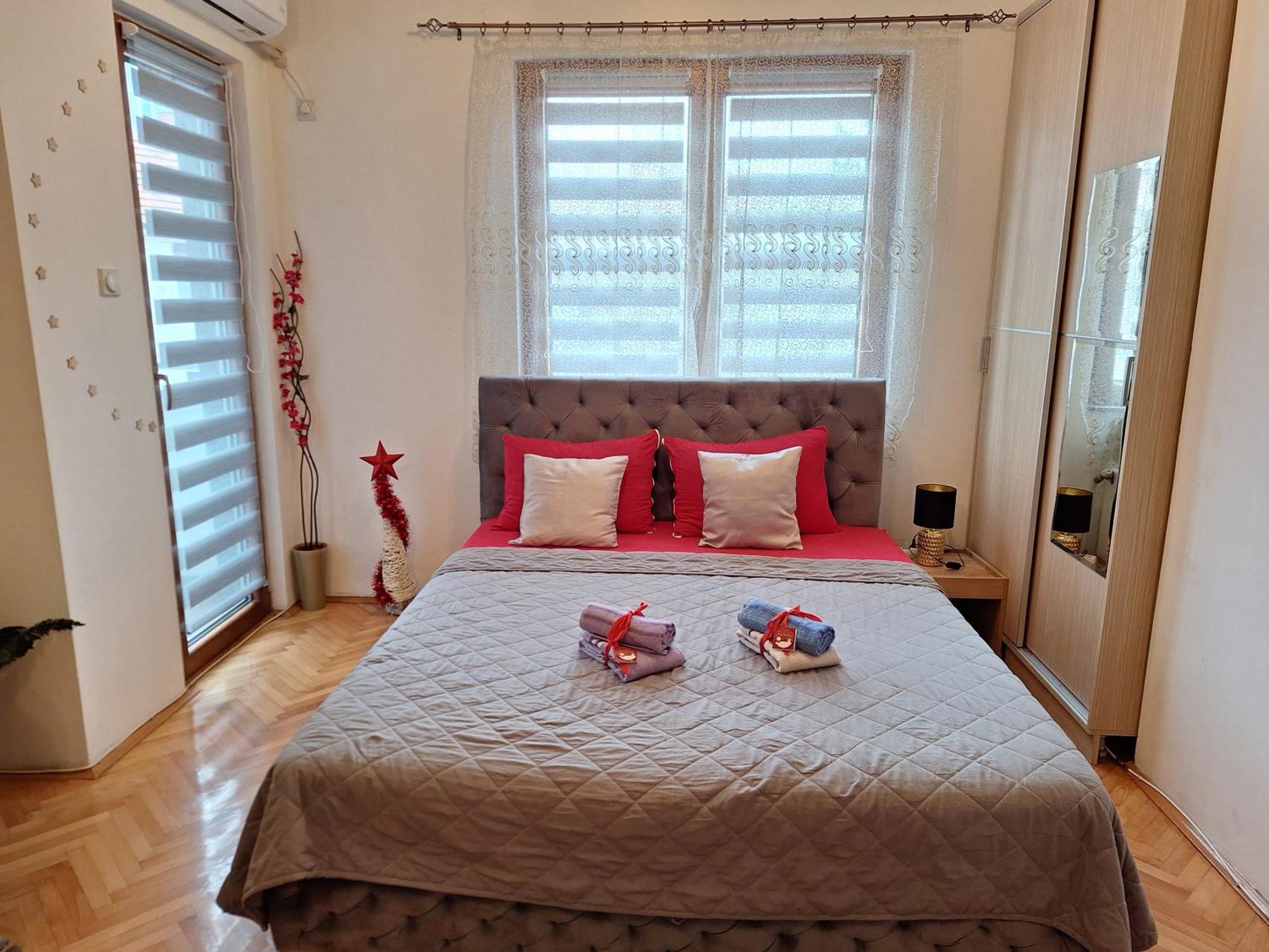 Luka Lux Apartment Nis Bagian luar foto